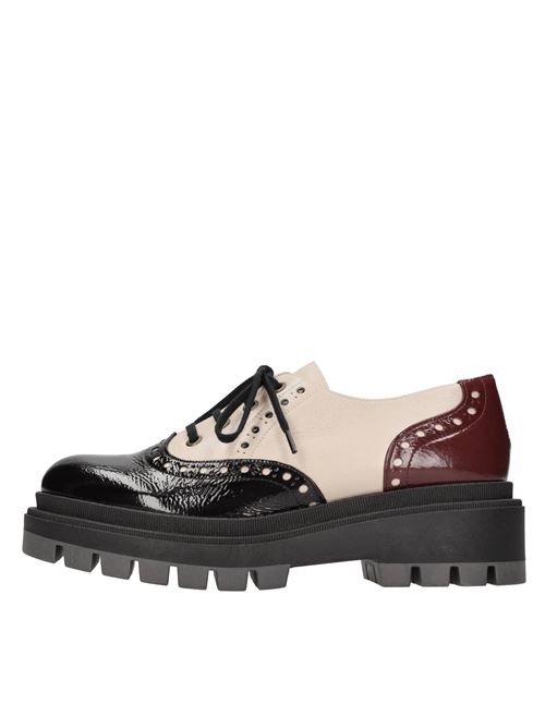 Stringate in pelle CHIE MIHARA | WYCOS SALOUNERO-BEIGE-ROSSO